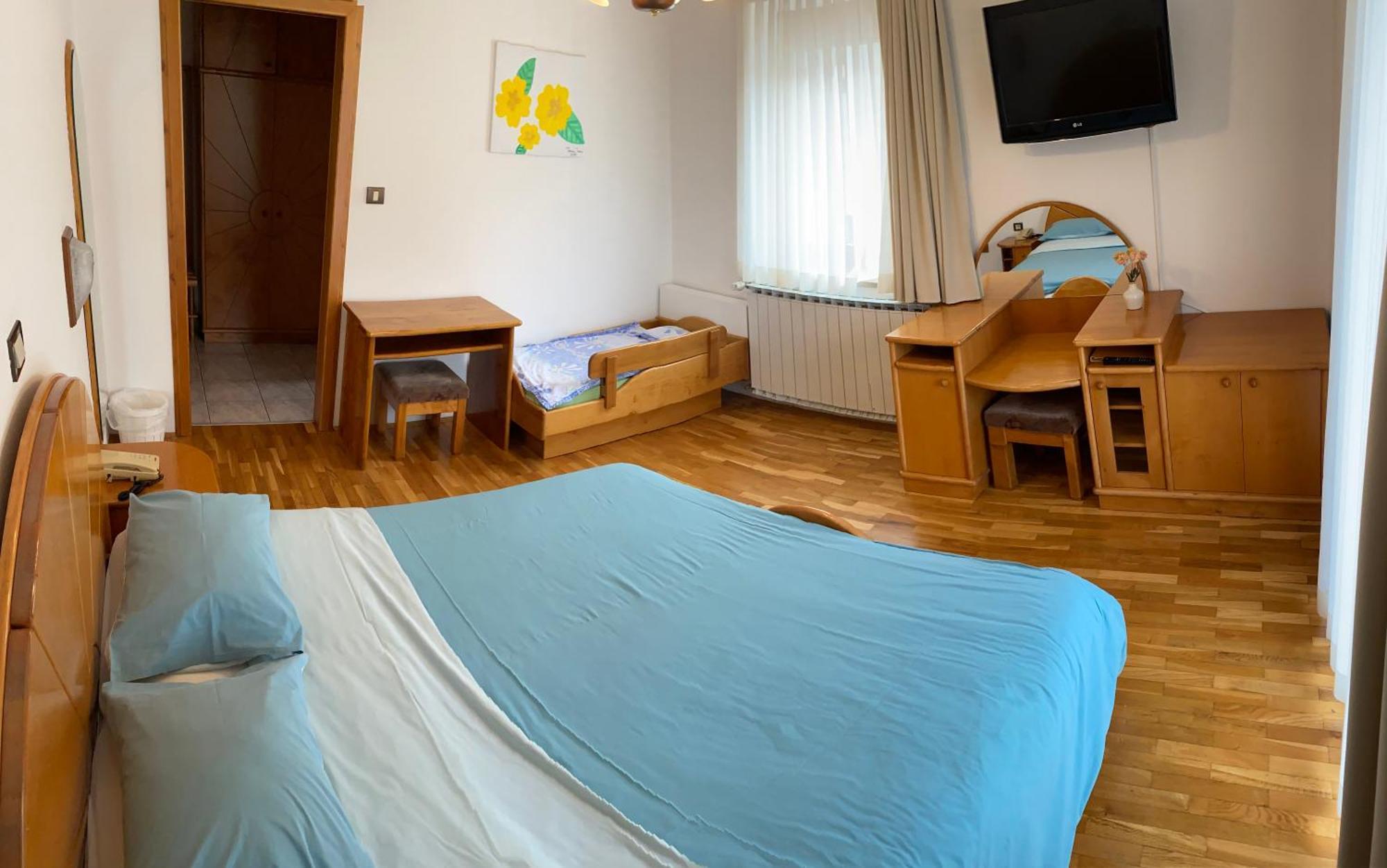 Ekoturizem Hudicevec Hotel Postojna Ruang foto