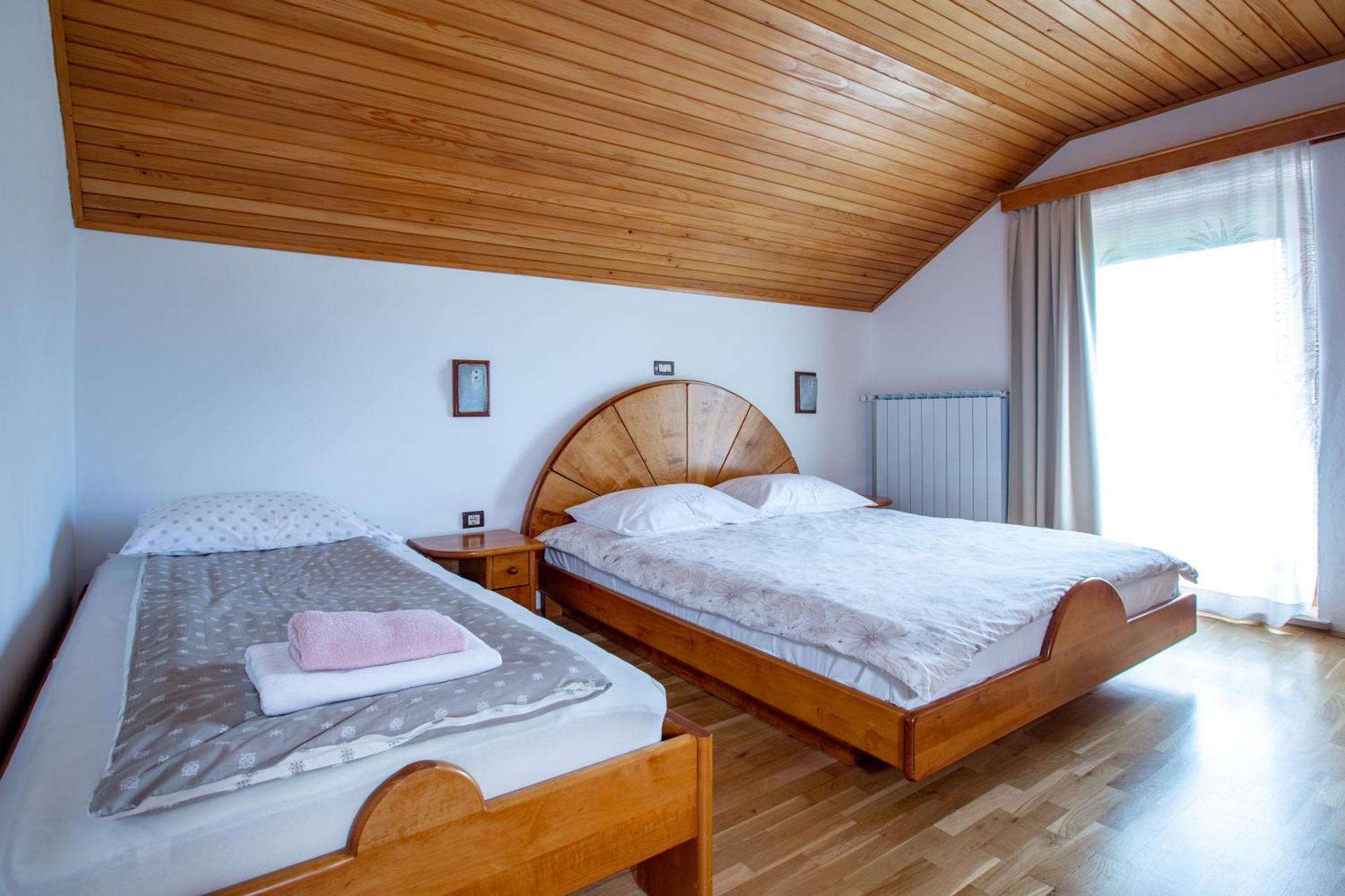 Ekoturizem Hudicevec Hotel Postojna Ruang foto
